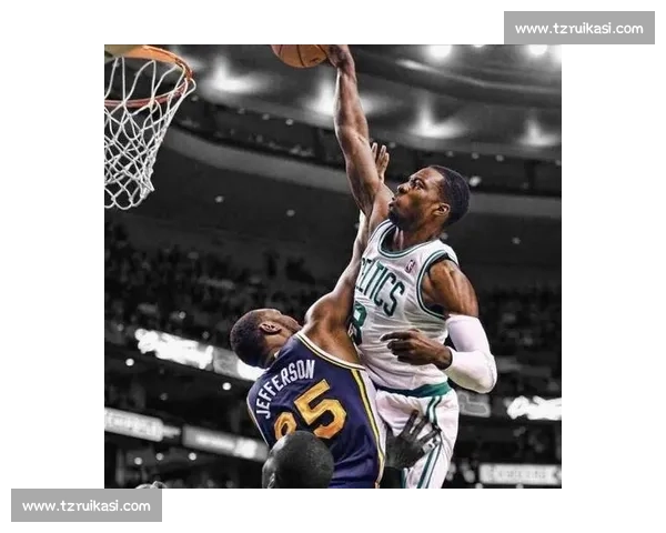 步行者对阵山猫的赛场博弈解析与关键球员前景展望全面分析战术走向